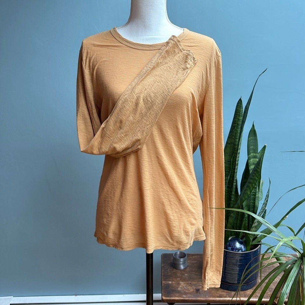 NWT James Perse V-Neck Long Sleeve. 100% Cotton. Size 4